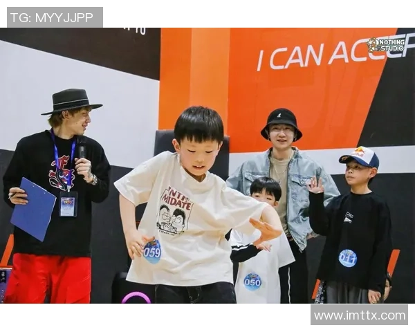 街舞灵活性评比揭晓杭州街舞队荣获第三名引发热议